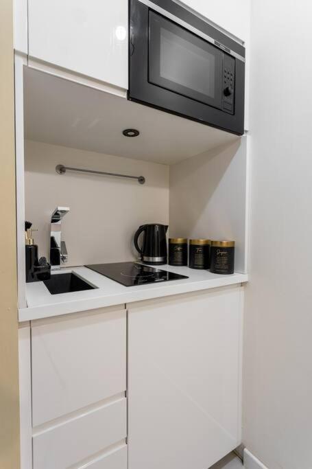Close-Urban Chic - City Center - Studio Apartment - Plac Konstytucji Warsaw Ngoại thất bức ảnh